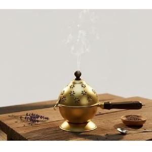 Quemador de Incienso de Latón Tallado a Mano, Diseñado para Hogares Culturales Auténticos, con Hermosa Textura Tallada y Estructura Duradera - Product Image 2