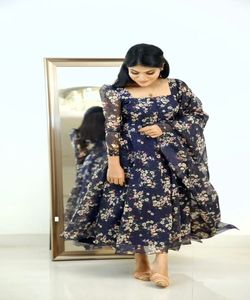 Las mujeres de diseñador visten Georgette hermoso vestido impreso digital con Dupatta mejor precio Ropa Étnica Surat textil mercado ropa - Product Image 5