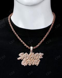 Colgante SMG Personalizado de Plata de Ley con Moissanita Redonda Baguette VVS Color D Claridad Laboratorio, Estilo Hip Hop Completamente Engastado para Fiesta de Hombre - Product Image 2