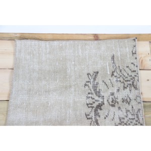 Petit tapis vintage 1,7x3 pieds, tapis turc en laine marron à motifs floraux - Product Image 4