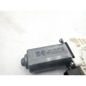 Moteur électrique de lève-vitre avant gauche pour VOLKSWAGEN Golf 7 Berline (12>) 5Q4959801B - Product Image 6