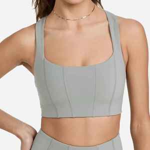 Soutien-gorge de sport à col carré à impact élevé OEM avec conception de passepoil et rembourrage amovible pour le fitness et le yoga - Product Image 1