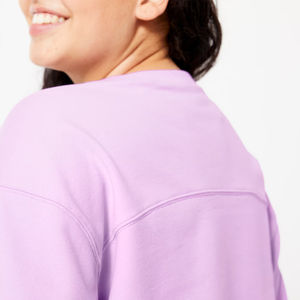 2025 New Arrival Women's Custom Design Pullover Sweatshirt Online <b>Sale</b> Factory Direct <b>for</b> Winter with Front Logo Breathable - Product Image 4