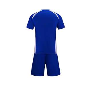 ชุดฟุตบอลผู้ใหญ่แบบสั้นแขนสั้น ไซส์พิเศษ แบบยูนิเซ็กซ์ ผลิตจากโพลีเอสเตอร์ 100% แห้งเร็ว ระบายอากาศได้ดี - Product Image 4