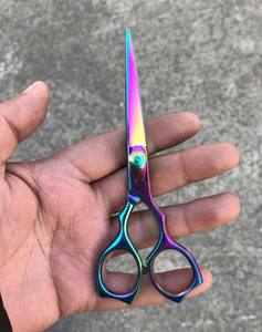 Tijeras de corte de pelo de acero inoxidable súper afiladas, tijeras de peluquero de hoja recta de alta calidad con mango de cerámica, tipo de belleza - Product Image 1