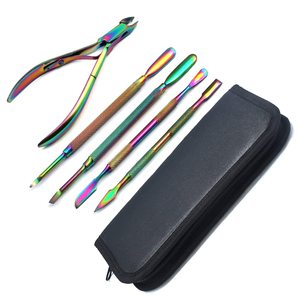 Ensemble professionnel de soins des ongles, coupe-cuticules et repousse-cuticules pour manucure, fabriqué en acier inoxydable de haute qualité par Life Care Inst - Product Image 4