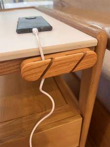 Organisateur de câbles en bois naturel, finition magnifique, qualité artisanale, prix de gros - Product Image 2