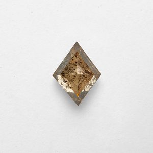 Diamante natural de 0.85ct, corte en losango, color sal y pimienta, certificado, 7.70X5.90X3.20, corte excelente, suelto, para fabricación de joyas - Product Image 1