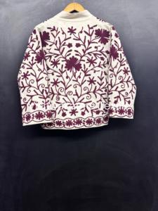 Manteau d'hiver indien fait main de style Boho brodé Suzani en velours pour femme avec motif floral - Product Image 4