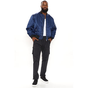 Blouson aviateur en satin de soie pour hommes de haute qualité à col montant avec logo avant design matelassé - Product Image 1