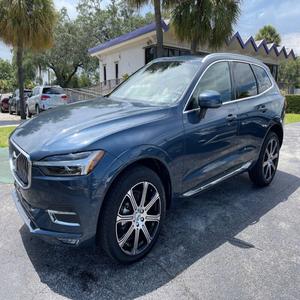 Vo-lvo XC60 2021 en parfait état - Product Image 1