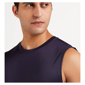 Nouveau Design Logo personnalisé Slim Fit uni sans manches vêtements de gymnastique hommes musculation entraînement débardeurs - Product Image 3