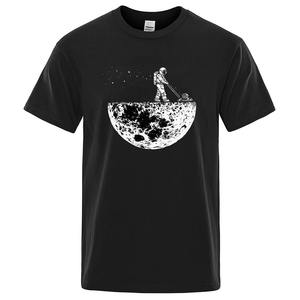 Los astronautas aprecian el ambiente lunar, camisetas con estampado divertido para hombres, ropa holgada de gran tamaño, camiseta suave de algodón de verano - Product Image 3
