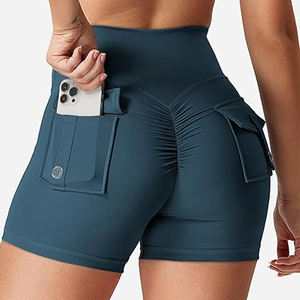 Short de compression pour femme Séchage rapide Contrôle du ventre Short cargo de gymnastique Short de fitness athlétique froissé Push up avec poches arrière - Product Image 1