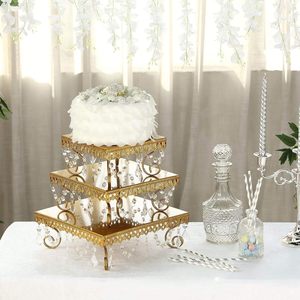 Best Seller Cake Stand de metal recubierto de oro Cake Stand de 3 niveles de alta calidad al por mayor elegante Cake Stand en calidad premium - Product Image 4