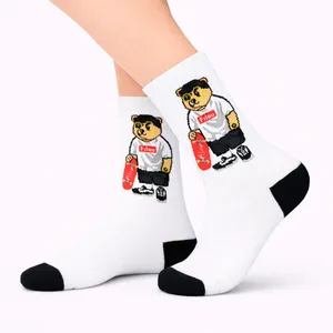 Calcetines Deportivos Cómodos con Diseño de Oso, Estilo Atleta, Logotipo Personalizable, Impresión Digital, Antibacterianos y Antitranspirantes - Product Image 2