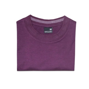 Camiseta en blanco de algodón orgánico de manga corta al por mayor de fábricas OEM, camiseta sostenible de alta calidad para mujer - Product Image 2