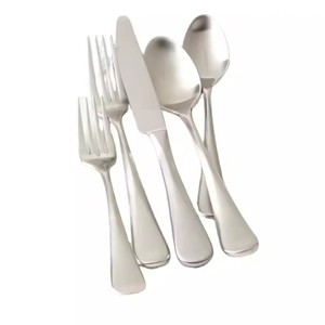 Ensemble de vaisselle élégante de qualité alimentaire 304, ensemble de couverts en acier inoxydable à manche martelé unique, ensemble de couteaux à steak, fourchette et cuillère à salade - Product Image 2