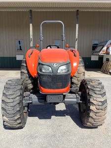 Tractor Agrícola Kubota M5660SUHD con Motor Diésel de 65HP, 4WD, Transmisión por Engranajes y Funciones Multifuncionales - Product Image 6