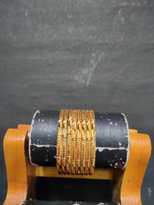 Bracelets en gros avec plaqué or 22CT de forme ronde Bracelets faits à la main conçus à la mode à vendre par les exportateurs - Product Image 2