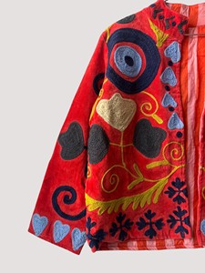 Chaqueta Acolchada de Terciopelo Bordada a Mano con Cuello Mandarín, Manga Larga, Estampado Floral, Abrigo de Invierno para Mujer, Rojo, Acolchado Grueso - Product Image 5
