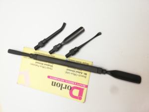 ที่ดันหนังกำพร้าพลาสม่าสีดำด้านแบบ5อิน1ที่ดันเล็บสเตนเลสสตีลอุปกรณ์ดูแลเล็บอุปกรณ์กำจัดหนังกำพร้าแบบสองด้าน - Product Image 3