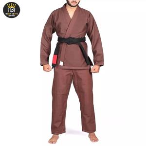 Uniforme de karate de calidad premium Tela de algodón Premium de alta demanda Hecho Uniforme de kimono Karate jiu jitsu - Product Image 1