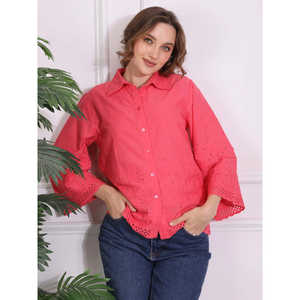 Camisa Vintage de Verano en Algodón Verde con Detalles Schiffli, Mangas Acampanadas y Tinte Liso para un Look Femenino y Fresco - Product Image 1