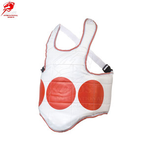 Chaleco Protector de Pecho de Cuero Sintético Premium para Prácticas Deportivas con Paneles de Flujo de Aire y Cierre Seguro - Product Image 4