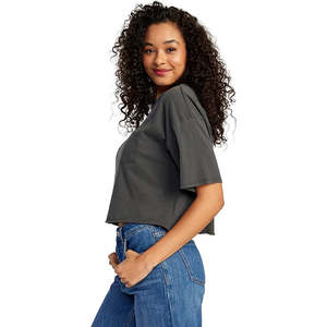 Camiseta corta transpirable de algodón de alta calidad para mujer, camiseta holgada con logo personalizado, cuello redondo, camiseta corta para mujer - Product Image 2