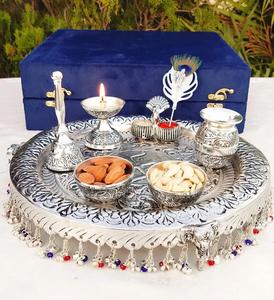 Juego de Platos Tradicionales Alemanes de Plata Antigua de HF INDUSTRIES, Aptos para Microondas, para Pooja, Bodas y Festividades, a un Precio Razonable - Product Image 3