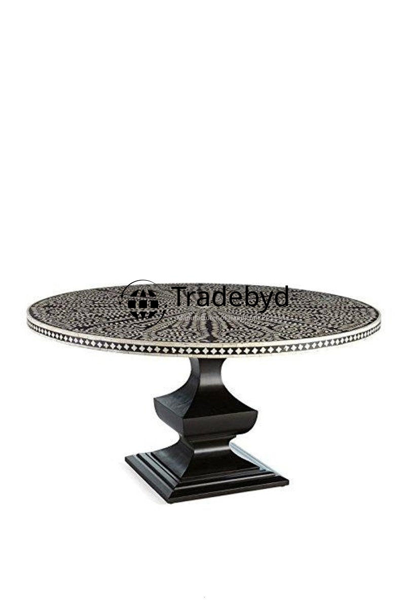 Available in different Colors