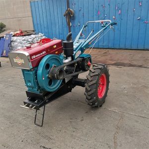 Lutong รถแทรกเตอร์ LT1804ในฟาร์ม180HP รถไถหัดเดินพร้อม180HP แค็บและเครื่องปรับอากาศ4WD ทางการเกษตร