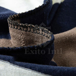 Vente de gros T-shirts polo pour hommes grande taille en coton/fibre de bambou - Product Image 4
