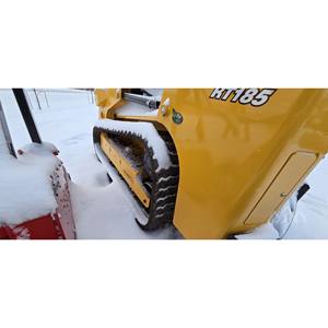 Cargadora de orugas JCB RT185 2023 con motor EPA, minicargadora de dirección deslizante, cargadora de troncos, carga nominal de 40 toneladas, en estado usado - Product Image 1