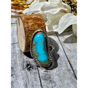 Navajo Handmade <b>Statement</b> <b>Ring</b> Kingman Turquoise & Sterling <b>Silver</b> Size 8.5 Bezel Set with Natural Stone Everyday Wear - Product Image 1