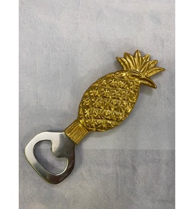 Abrebotellas de metal de alta calidad de latón AK en artículo estándar con acabado dorado y plateado para adornos de utensilios de cocina/Acentos de artículos de bar - Product Image 2