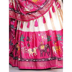 Magnifique Lehenga Choli en soie Dola rose pour les festivals, imprimé numérique, vêtements de scène - Product Image 6