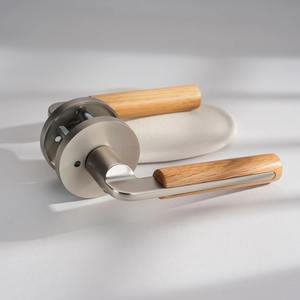 Poignée en métal de qualité supérieure avec poignée en bois, design élégant pour armoires, tiroirs, portes intérieures, décoration intérieure et meubles élégants - Product Image 1