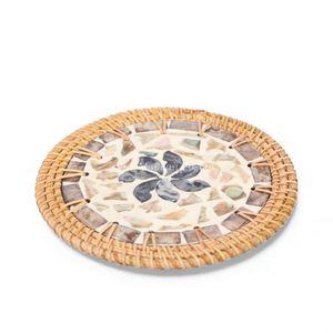 Set de table moderne en nacre naturelle avec cadre en rotin pour un style de table simple et des repas quotidiens en provenance du Vietnam - Product Image 1