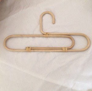 Cintre à vêtements en rotin tissé à la main, cintre à robe en rotin - Product Image 4