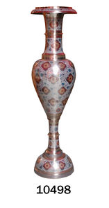 Vase de sol en laiton moderne best-seller fait à la main de haute qualité en aluminium métal vase à fleurs pour la maison et les décorations de mariage - Product Image 2