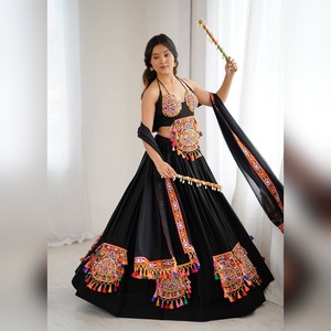 Lehenga Choli Cosido para Mujer, Bordado Pesado con Espejo, Diseño Indio, Ropa de Fiesta, Venta al por Mayor - Product Image 1