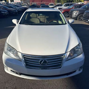 Voiture d'occasion de qualité abordable, Le-x-us ES 35-0 2011, conduite à gauche - Product Image 1