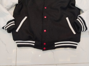 Chaqueta universitaria estilo bomber con letras bordadas personalizadas, chaqueta universitaria estilo béisbol, chaqueta universitaria Old Friends School. - Product Image 4