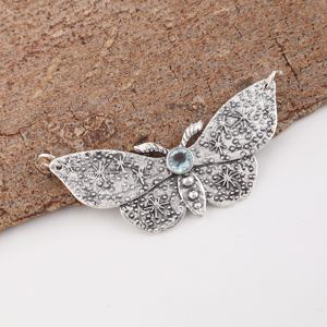 Colgante Conector de Plata 925 Bañada en Plata con Topacio Azul Cielo y Diseño de Ala de Mariposa, Corte Redondo y Engaste de Bisel, Joyería de Moda Nupcial - Product Image 4