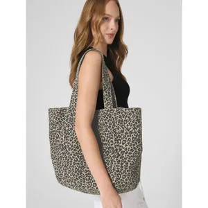 Borse Tote in Tela con Stampa Leopardata Personalizzate, Shopper Promozionali - Product Image 3