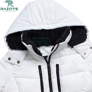 Veste en polaire safari imperméable respirante à séchage rapide pour femmes, à capuche amovible, très vendue, en provenance du Pakistan - Product Image 4