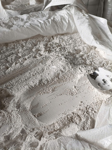 Calidad Premium 92% Disponible Ca(OH)2 Hidróxido de calcio Hidratado Cal Apagado Cal Polvo blanco para tratamiento de agua en industrias - Product Image 4