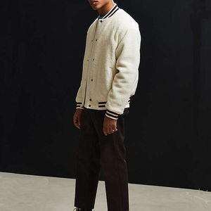 Nouvelles vestes en satin de style universitaire rose clair avec fermeture éclair sur le devant, vêtements de baseball, taille plus, vente en gros, vestes d'équipe personnalisées pour hommes - Product Image 3